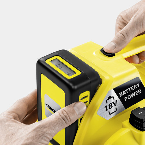 Хозяйственный аккумуляторный пылесос Karcher WD 1 Compact Battery - <h3>Сменный аккумулятор Kärcher Battery Power 18 В</h3>
Обеспечивает возможность работы независимо от источников электроэнергии и тем самым гарантирует максимальную свободу действий. Технология Real Time: отображение на ЖК-дисплее аккумулятора его емкости, остающегося времени работы или заряда. Совместим со всеми устройствами на аккумуляторной платформе Karcher Battery Power 18 В.