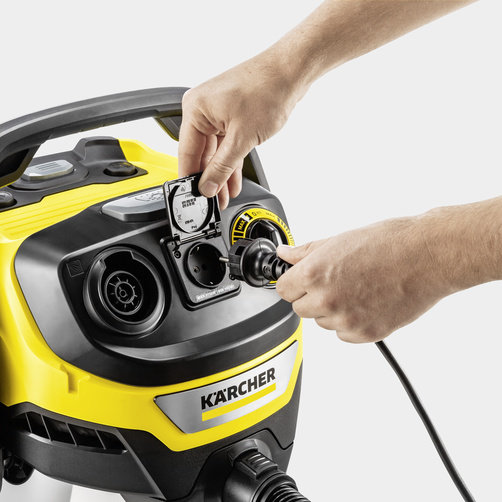Хозяйственный пылесос Karcher WD 6 P S V-30/6/22/T - <h3>Штепсельная розетка с автоматикой включения / отключения для работы с электроинструментами</h3>
Немедленный сбор пыли и стружки, образующихся при строгании, пилении или шлифовании. Пылесос автоматически включается и выключается синхронно с электроинструментом.