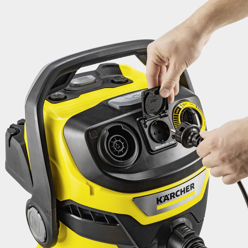 Хозяйственный пылесос Karcher WD 6 P V-25/8/22/T - <h3>Штепсельная розетка с автоматикой включения / отключения для работы с электроинструментами</h3>
Немедленный сбор пыли и стружки, образующихся при строгании, пилении или шлифовании. Пылесос автоматически включается и выключается синхронно с электроинструментом.