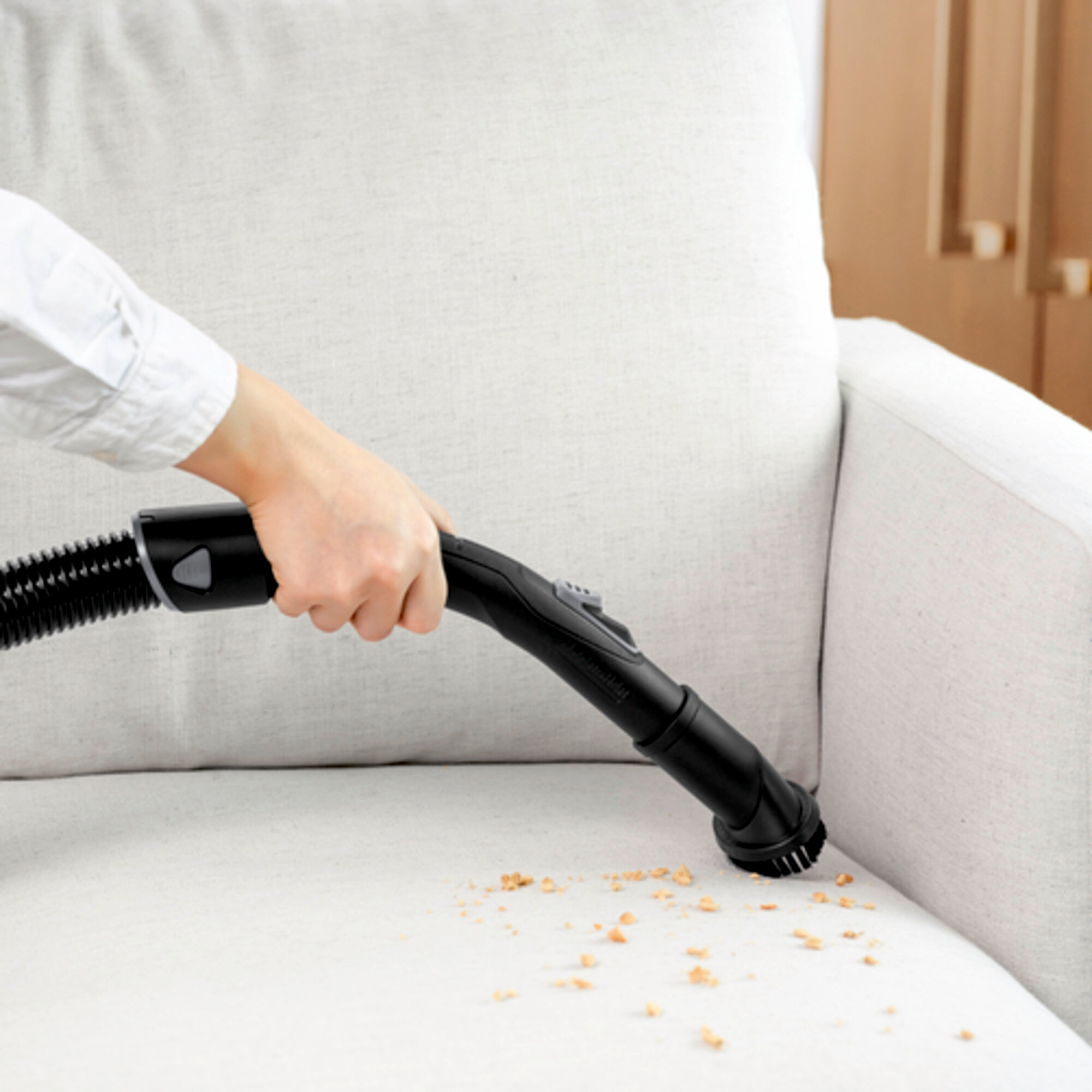 Пылесос сухой уборки Karcher VC3 Plus - <h3>Мультициклонный фильтр</h3>
<p>
	 Избавляет от дорогостоящей замены фильтр мешков. Контейнер можно споласкивать водой.
</p>