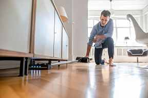 Вертикальный аккумуляторный пылесос Karcher VC 7 Signature Line - изображение 3