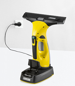 Зарядная станция и сменный аккумулятор для Karcher WV 5 - изображение 2
